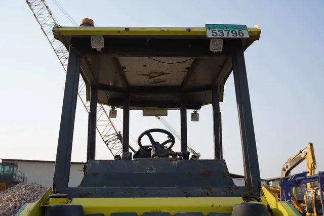 2017 Ammann AV70X Articulated Tandem Roller Cabin View