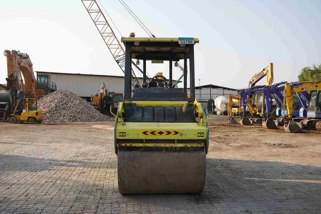 2017 Ammann AV70X Articulated Tandem Roller Front View