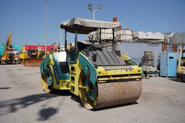 2017 Ammann AV110X Articulated Tandem Roller Front Right View