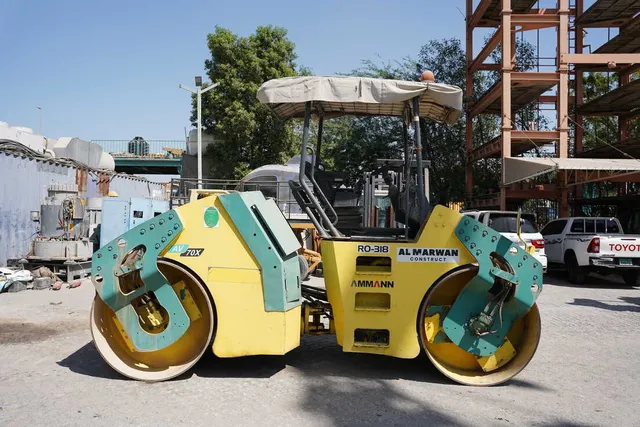 2017 Ammann AV70X Articulated Roller Right Side Image