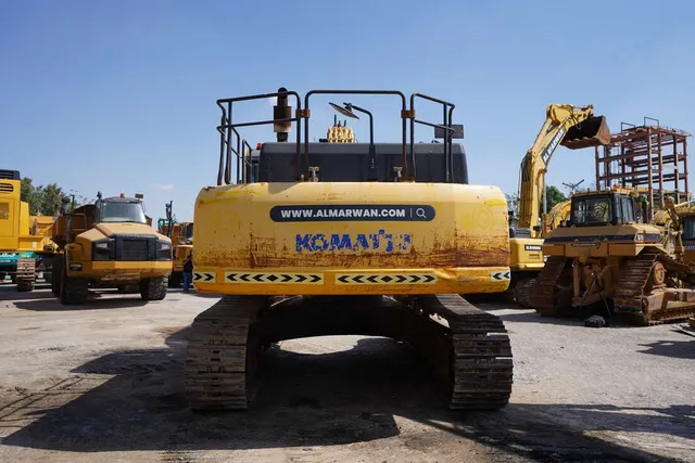 2017 Komatsu PC450LC-8 - Reliable Excavator for Sale-rear-view