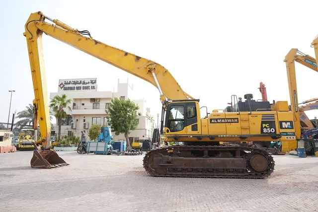 2017 Komatsu PC850SE-8R1 Long Boom Excavator Left Side View