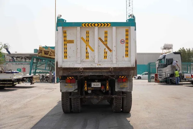 2018 Hino 700 Series ZS 4041 6x4 Tipper Truck Rear View - TK-0395