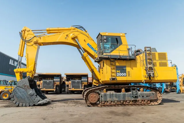 2019 Komatsu PC2000-8 Excavator Left Side View