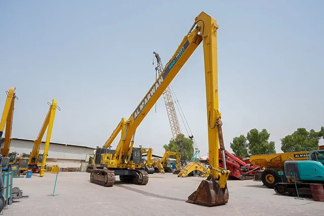 2019 Komatsu PC850SE-8R1 Long Boom Excavator Front Right View
