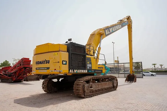 2019 Komatsu PC850SE-8R1 Long Boom Excavator Rear Right View