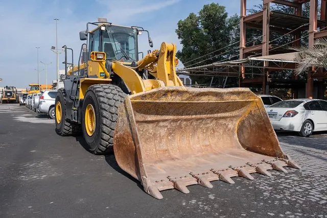 2019 Komatsu WA500-6R Wheel Loader Front Right View