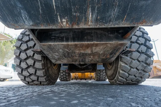 2019 Komatsu WA500-6R Wheel Loader Under carriage View