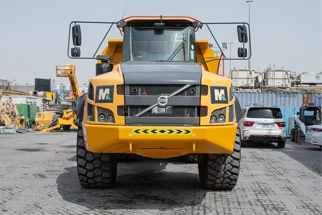 2019 volvo A40G dump truck front Image