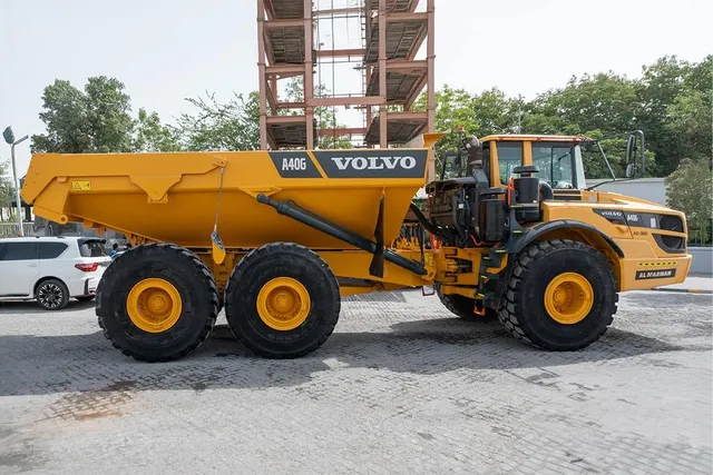 2019 volvo A40G dump truck right side Image