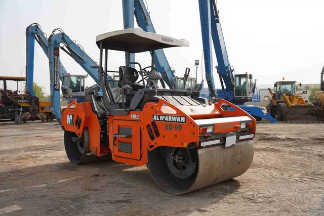 2020 Hamm HD99 Double Drum Roller Front Right View