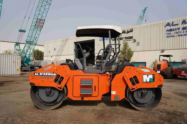 2020 Hamm HD99 Double Drum Roller Left View