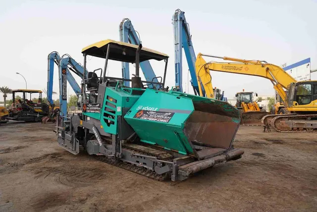 2020 Vögele 0763 Super 1400 Track Paver Front Right View - AS-0054