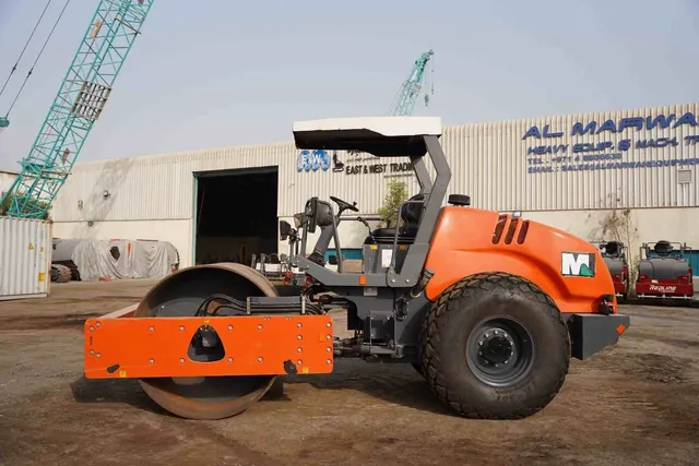 2021 Hamm 311D Single Drum Roller Left View - RO-0438