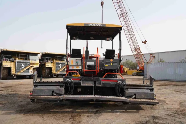 2021 Volvo P5320B ABG Track Paver Rear View - AS-0052