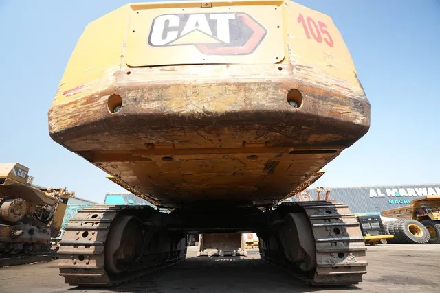 2022 Cat 395 Excavator Undercarriage View