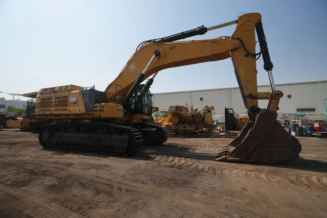 2022 Cat 395 Track Excavator Front Right View