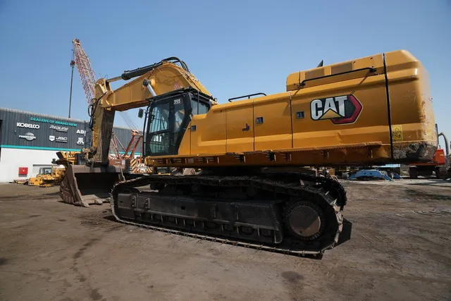 2022 Cat 395 Track Excavator Rear Left View