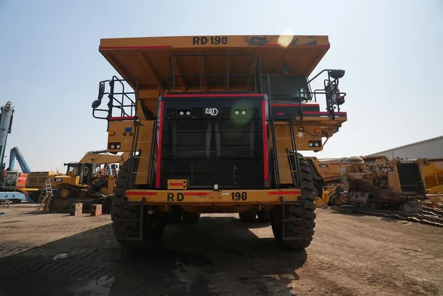 2022 Cat 777E Rigid Dump Truck Front View