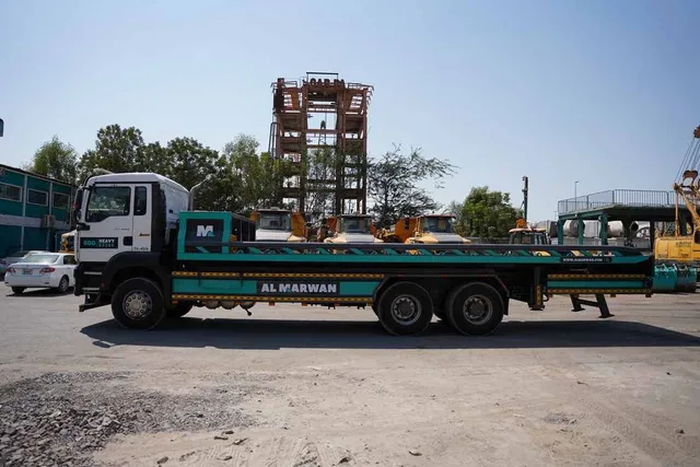 2022 Sinotruk Sitrak G7 440 6x4 Recovery Truck Low-Bed Truck Transport Prime Mover Truck Trailer Head Semi Long Haul Large Load Truck left side view