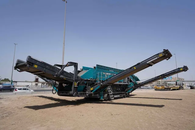 Powerscreen Horizon 6203 Horizontal Screener Front Left View - CE-0012