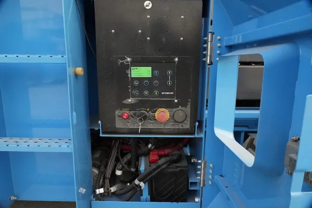 Sinoboom 1323RD Rough Terrain Scissor Lift Buttons View