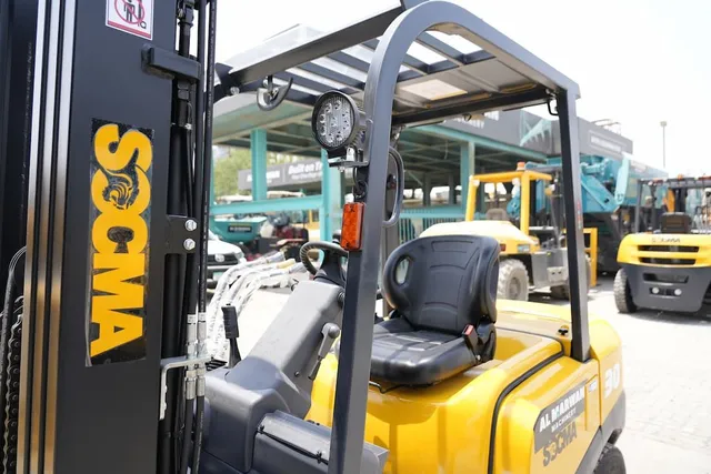 2025 Socma HNF-30 Diesel Forklift Inside Cabin View