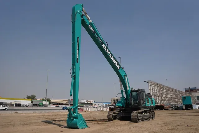22-ton Excavators, Long Boom 14-meters Main Image