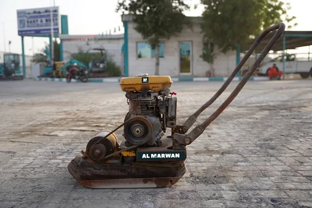 2005 Sakai PC100 Plate Compactor left side - Al Marwan Machinery