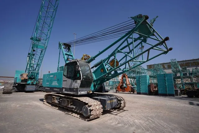 2009 Kobelco CKE800-1F Crawler Crane CRC-0254 Front right view| Al Marwan Machinery
