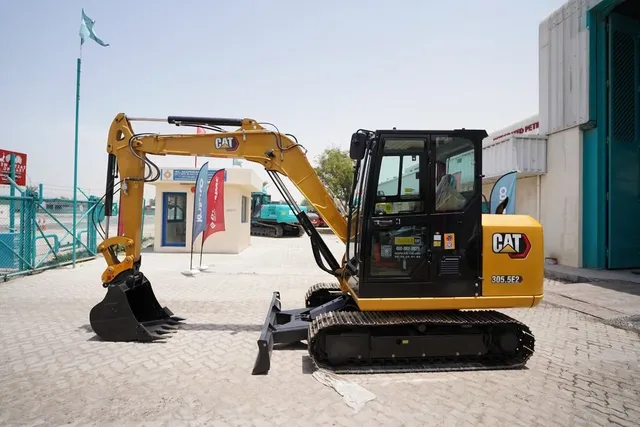Caterpillar 305.5E2 Mini Excavator 2021 | Al Marwan