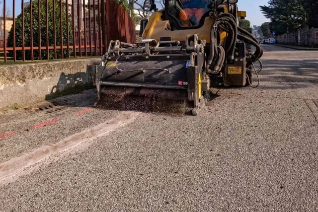 Buy The new Simex PL 1000 Road Planer Attachment - Enhance Your Roadworks