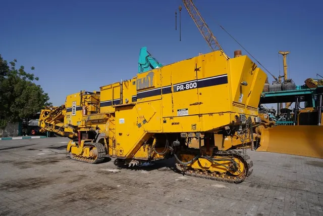 2001 CMI (Terex) PR800-7 Cold Miller rear left view - Al Marwan Heavy Machinery