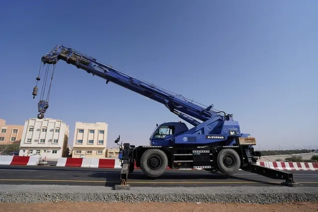 35 Ton Rough Terrain Mobile Cranes, for rent