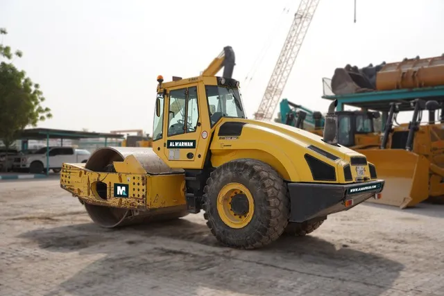 Bomag BW226 DH-4 Vibratory Drum Roller 2014 | Al Marwan