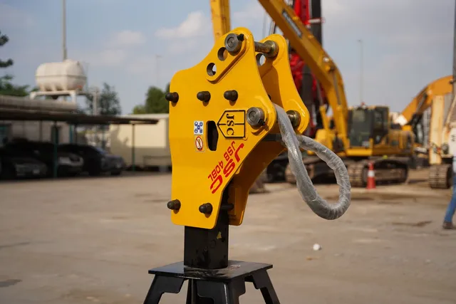 2024 Brand-New Jisung JSC JSB40BL Small-Range Box-Shaped Side-Type Hydraulic Rock Breaker Jackhammer Mini Excavator Backhoe Loader Attachment