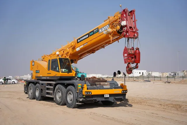 Rent 75-ton rough-terrain cranes | Al Marwan