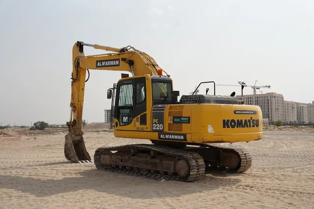 2015 Used Komatsu PC220-8M0 Track Excavator Crawler Digger
