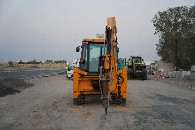 2021 JCB 3DX Plus Backhoe Loader 7 ton Medium Shovel Digger with Jackhammer JCB hydraulic rock breaker demolition