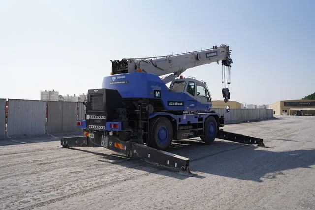 Used 2012 Tadano GR250N-2 Mobile Crane 42 ton Rough Terrain All Terrain Crane Heavy Lifting Solution