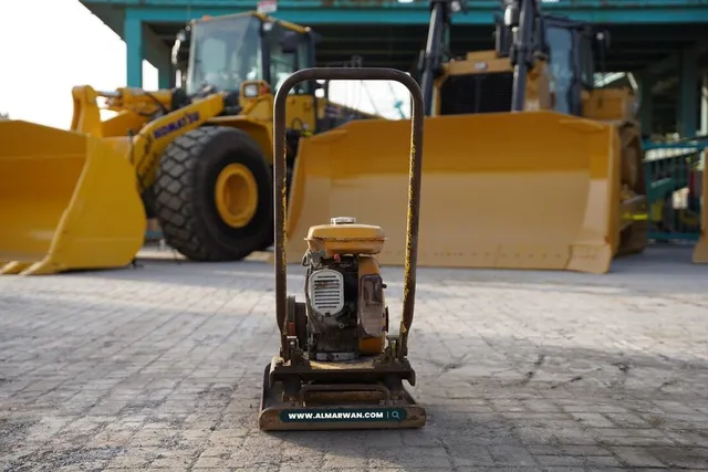 2002 Sakai PC100 Plate Compactor rear view- Al Marwan Machinery