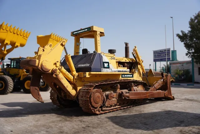 2004 Komatsu D275A-2 Bulldozer rear right view| Al Marwan Machinery