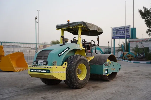 Ammann ASC100 Single-Drum Roller 2017 | Al Marwan