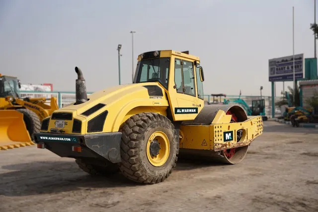 Bomag BW226 DH-4 Vibratory Drum Roller 2014 | Al Marwan