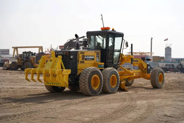 Rent 24-Ton Motor Graders With Ripper | Al Marwan