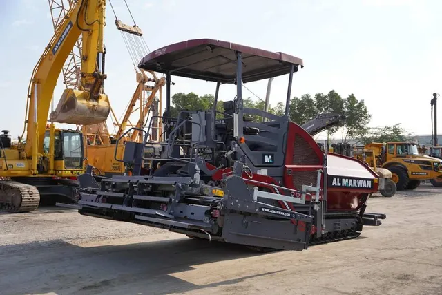 Brand-New Dynapac Redline DRF25-70C Tracked Asphalt Paver
