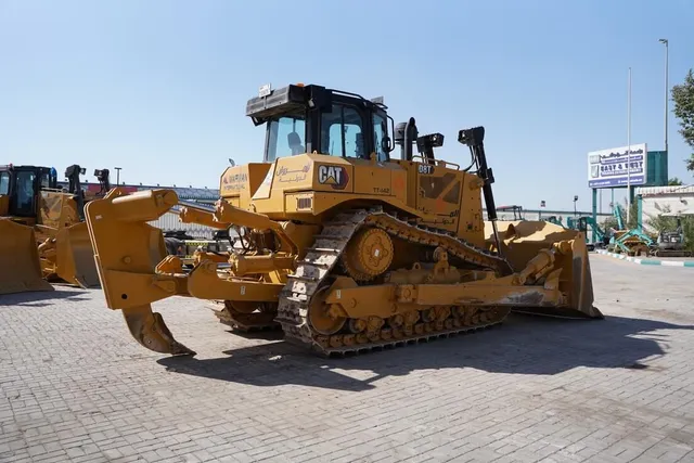Caterpillar D8T Dozer 2021 right rear view  - Al Marwan Heavy Machinery