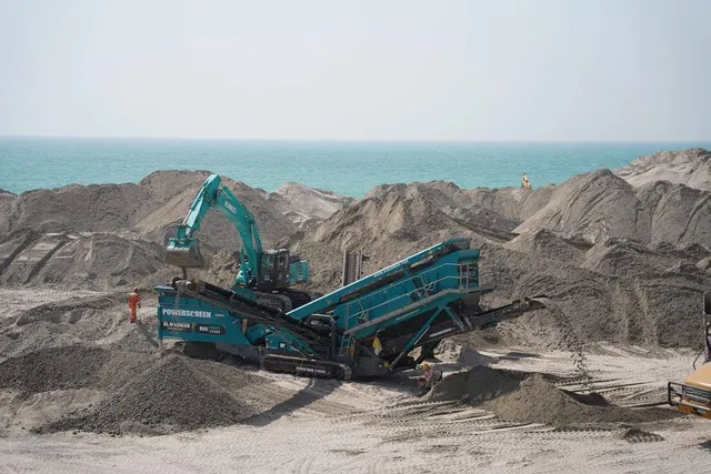 Rent Screening Machines: Aggregates, Minerals | Al Marwan