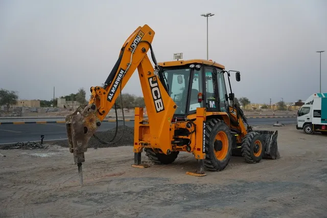 2021 JCB 3DX Plus Backhoe Loader 7 ton Medium Shovel Digger with Jackhammer JCB hydraulic rock breaker demolition