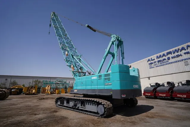 CKS800 Kobelco Cranes Rear Side View